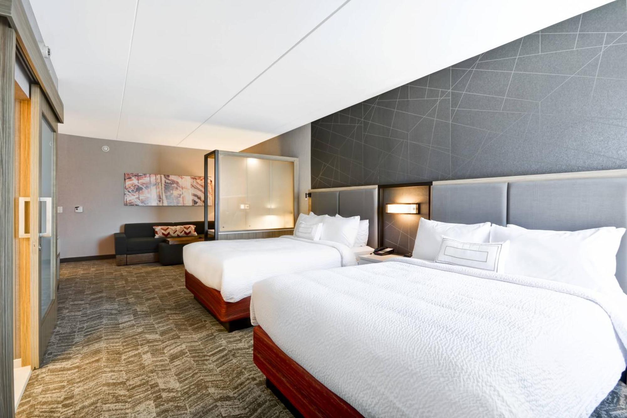 Springhill Suites By Marriott Cincinnati Blue Ash Bagian luar foto
