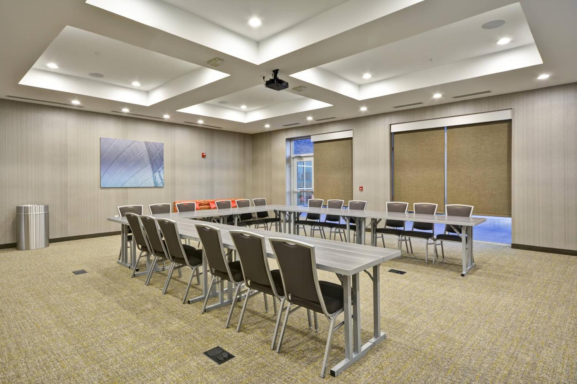Springhill Suites By Marriott Cincinnati Blue Ash Bagian luar foto