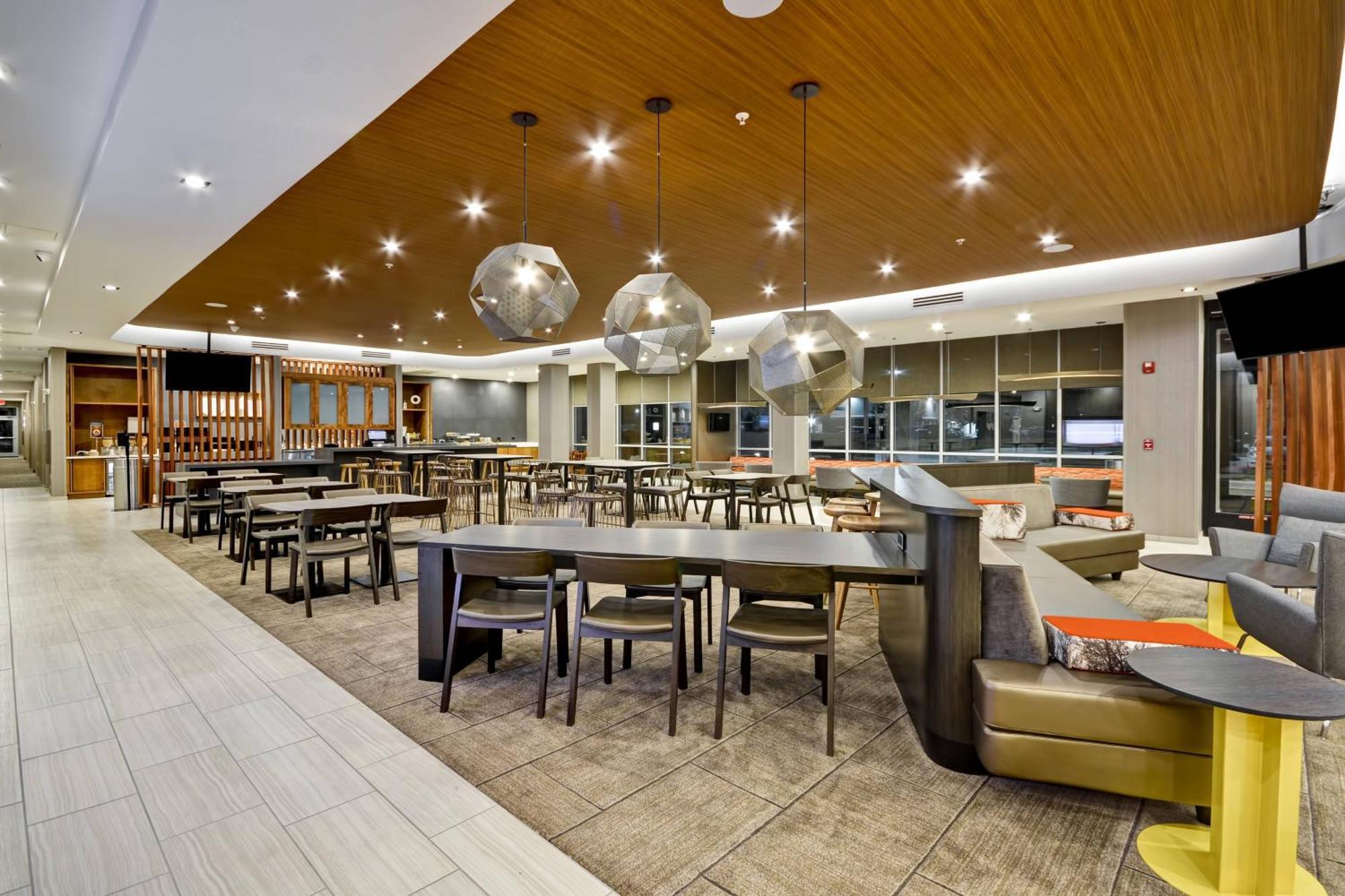 Springhill Suites By Marriott Cincinnati Blue Ash Bagian luar foto