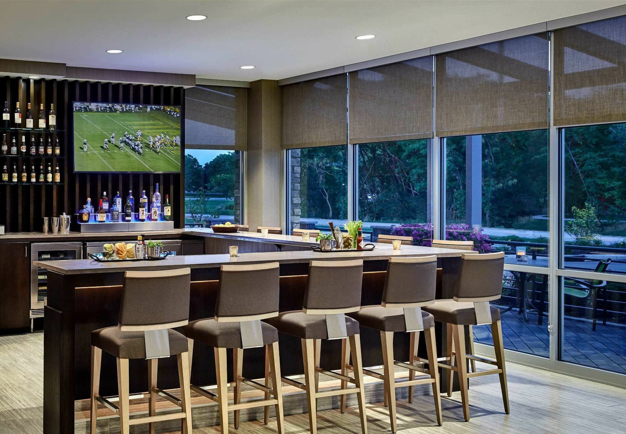 Springhill Suites By Marriott Cincinnati Blue Ash Bagian luar foto